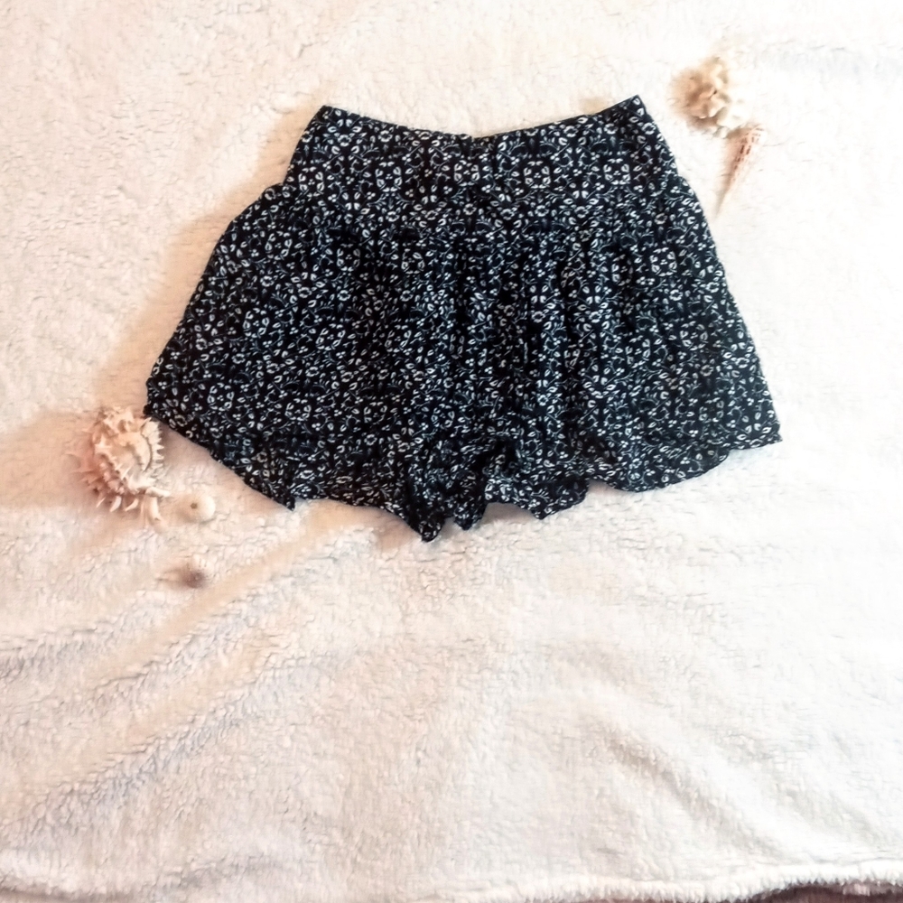American Eagle Boho Shorts